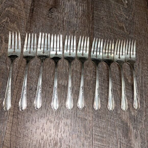 William A. Rogers A1 Plus Oneida LTD Forks Salad Dessert flatware Vintage Lot 10 - Picture 2 of 8